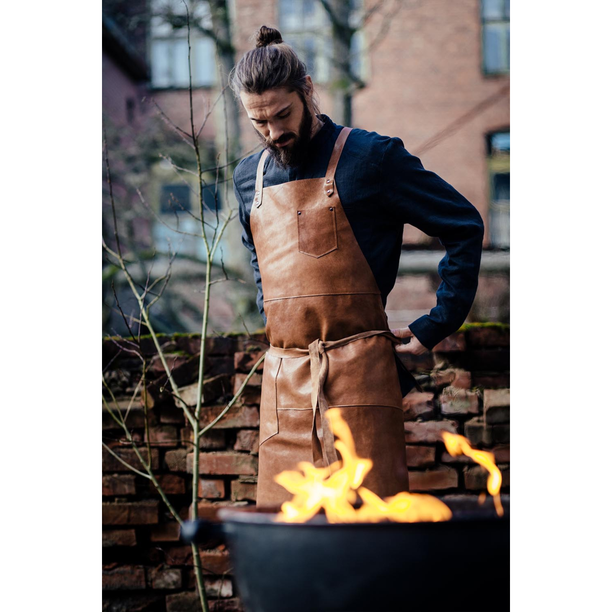 Bib apron